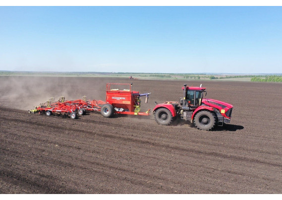 Фото-2780 КИРОВЕЦ К-7М Стандарт