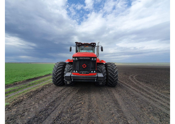 Фото-2798 КИРОВЕЦ К-7М Стандарт