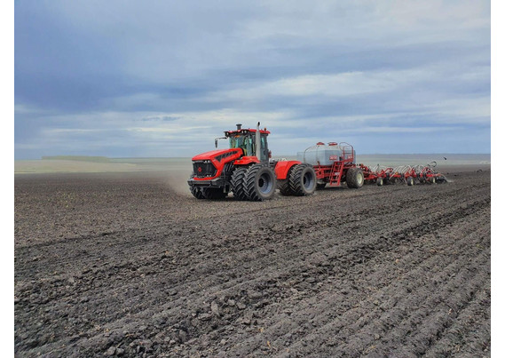 Фото-2801 КИРОВЕЦ К-7М Стандарт