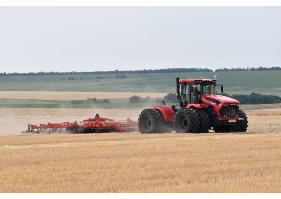 Фото-2693 КИРОВЕЦ К-7М Стандарт