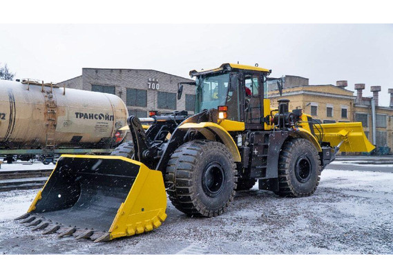 Фото-1867 КИРОВЕЦ К-708УДМ