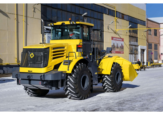 Фото-1894 КИРОВЕЦ К-708ПК7