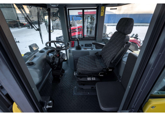 Фото-1906 КИРОВЕЦ К-708ПК7