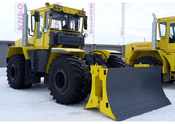 Фото-1921 КИРОВЕЦ К-702МБА-01-БКУ