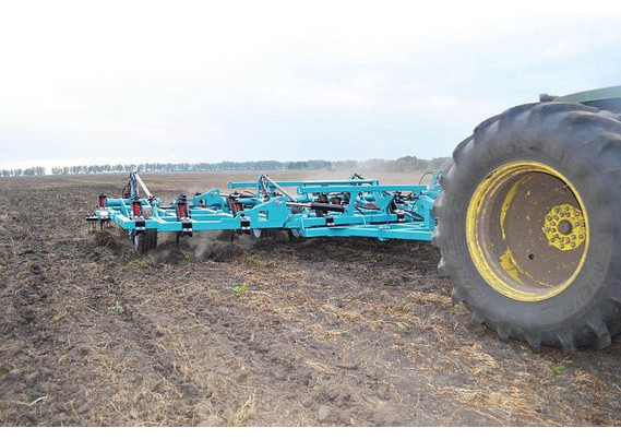 Фото-2161 Культиватор Кедр