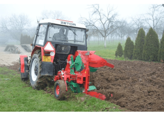 Фото-2870 Оборотный навесной плуг SKR ROTO