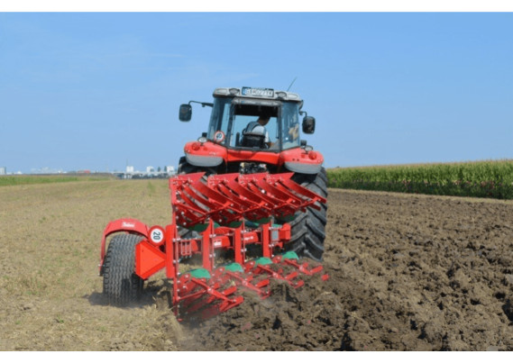 Фото-3029 Оборотный полунавесной плуг ARCOAGRO 140