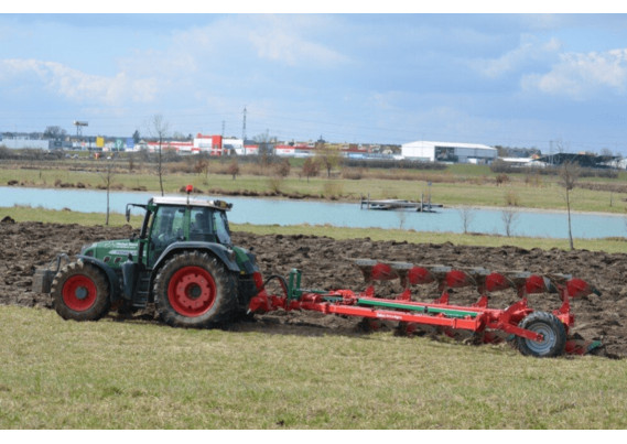 Фото-3044 Оборотный полунавесной плуг ARCOAGRO 180
