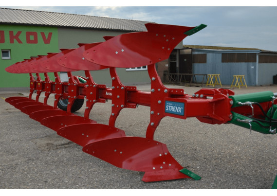 Оборотный полунавесной плуг ARCOAGRO 180