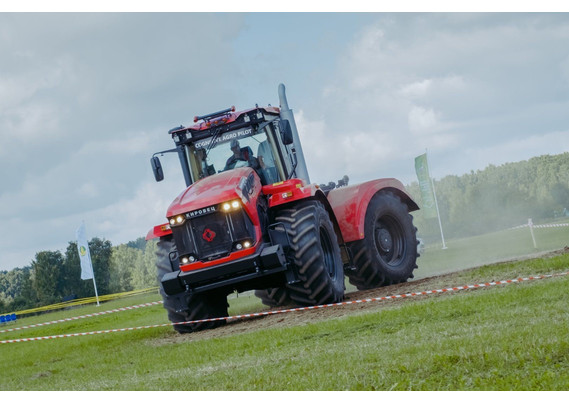 Фото-3236 СИСТЕМА АВТОНОМНОГО ВОЖДЕНИЯ КИРОВЕЦ-АГРОПИЛОТ