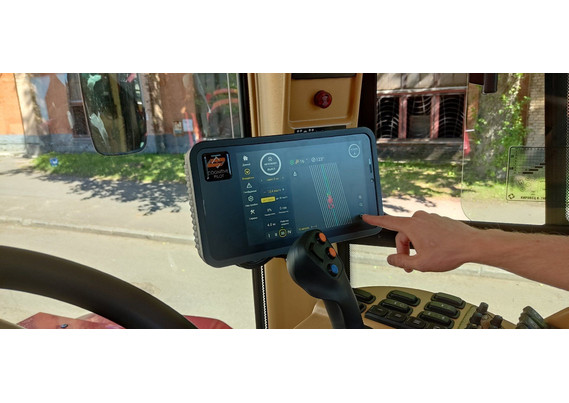 Фото-3251 СИСТЕМА АВТОНОМНОГО ВОЖДЕНИЯ КИРОВЕЦ-АГРОПИЛОТ