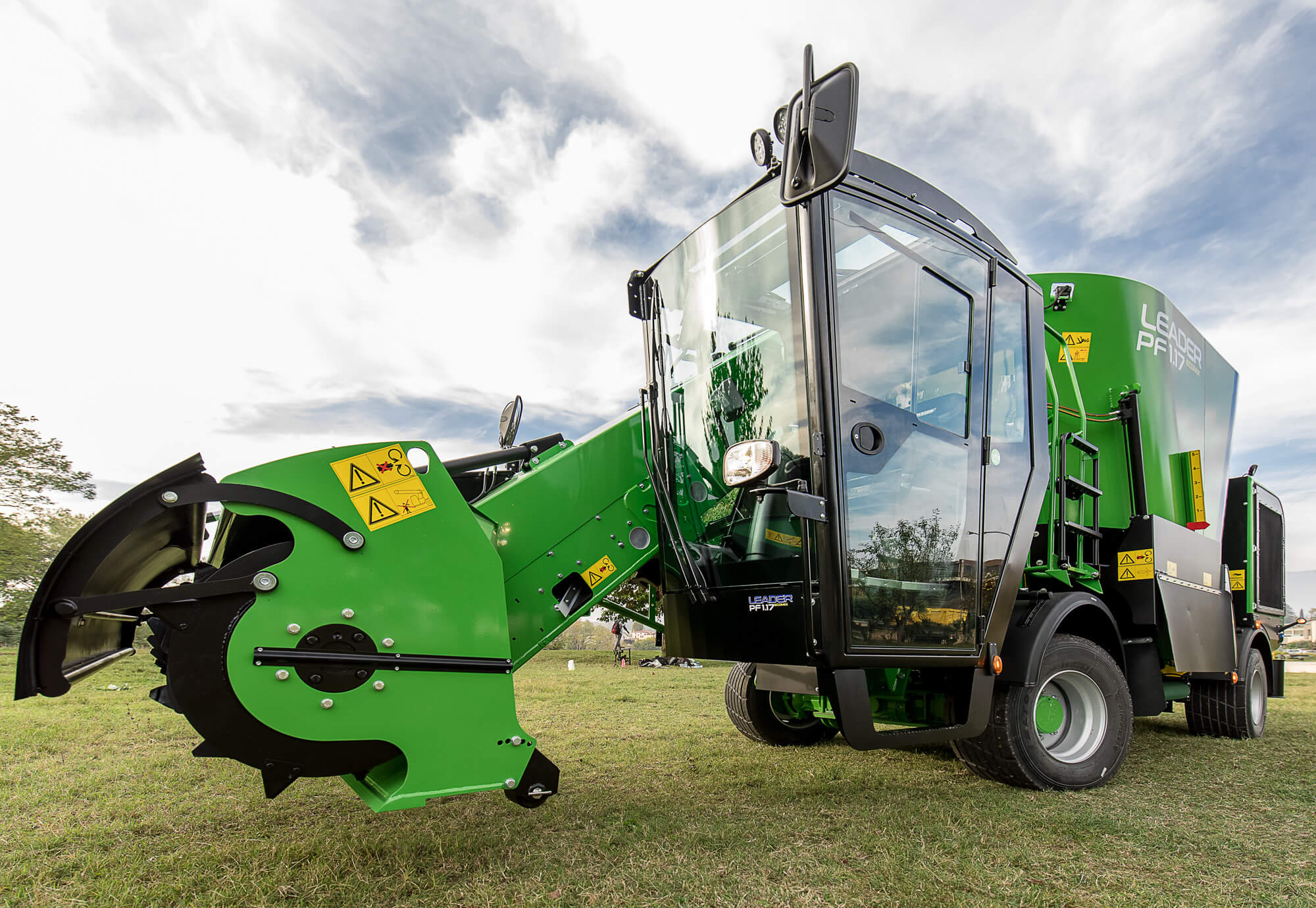 Кормораздатчики