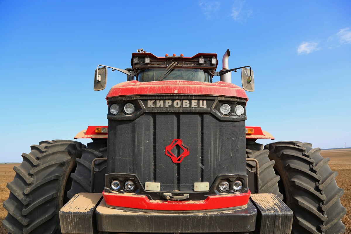 Обслуживание «КИРОВЦА К-742М»: 300 литров масла и 5 тысяч рублей!
